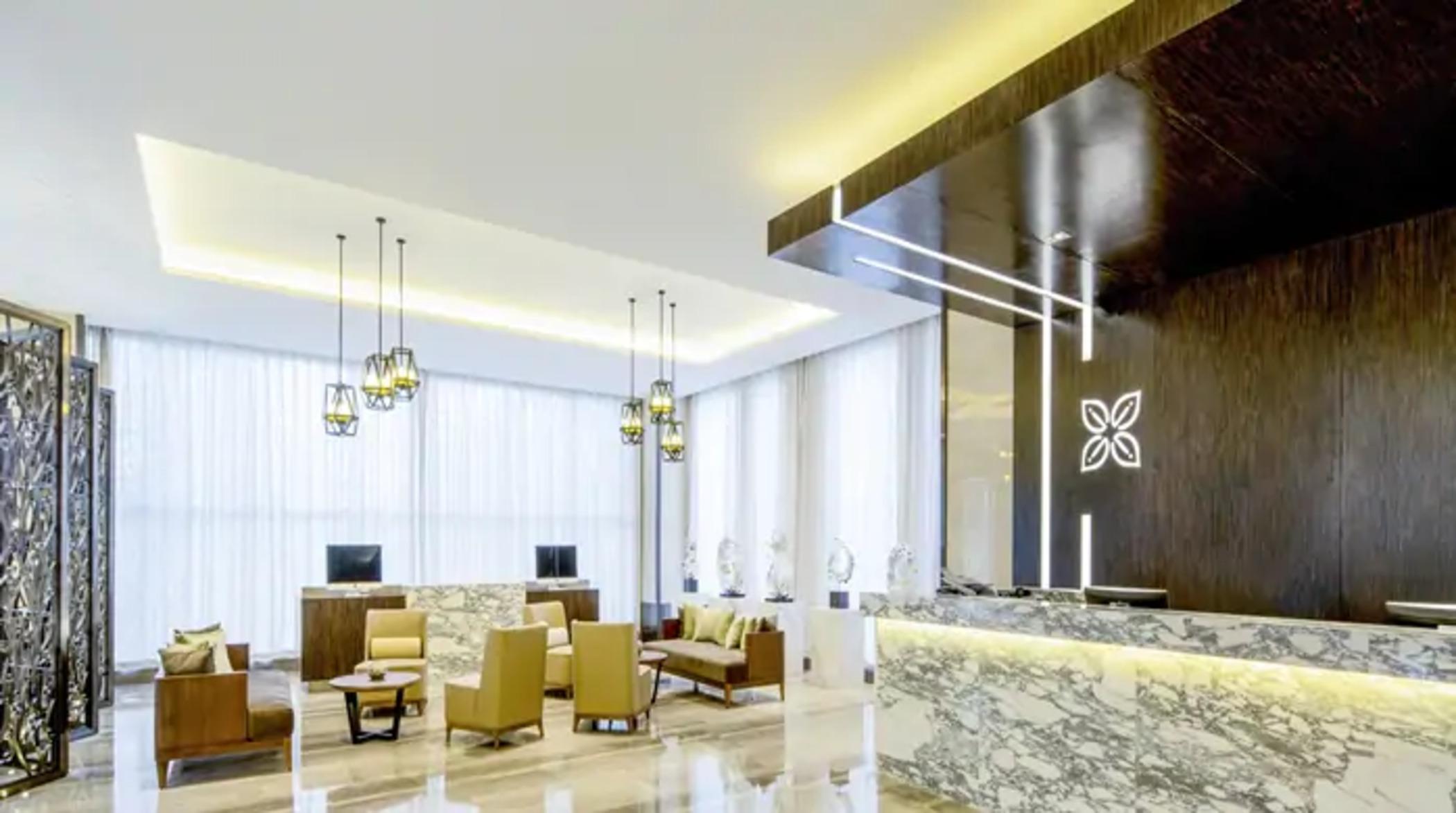 Hilton Garden Inn Ningbo Exteriör bild