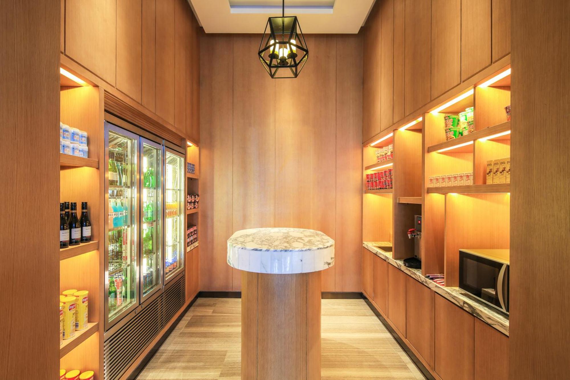 Hilton Garden Inn Ningbo Exteriör bild