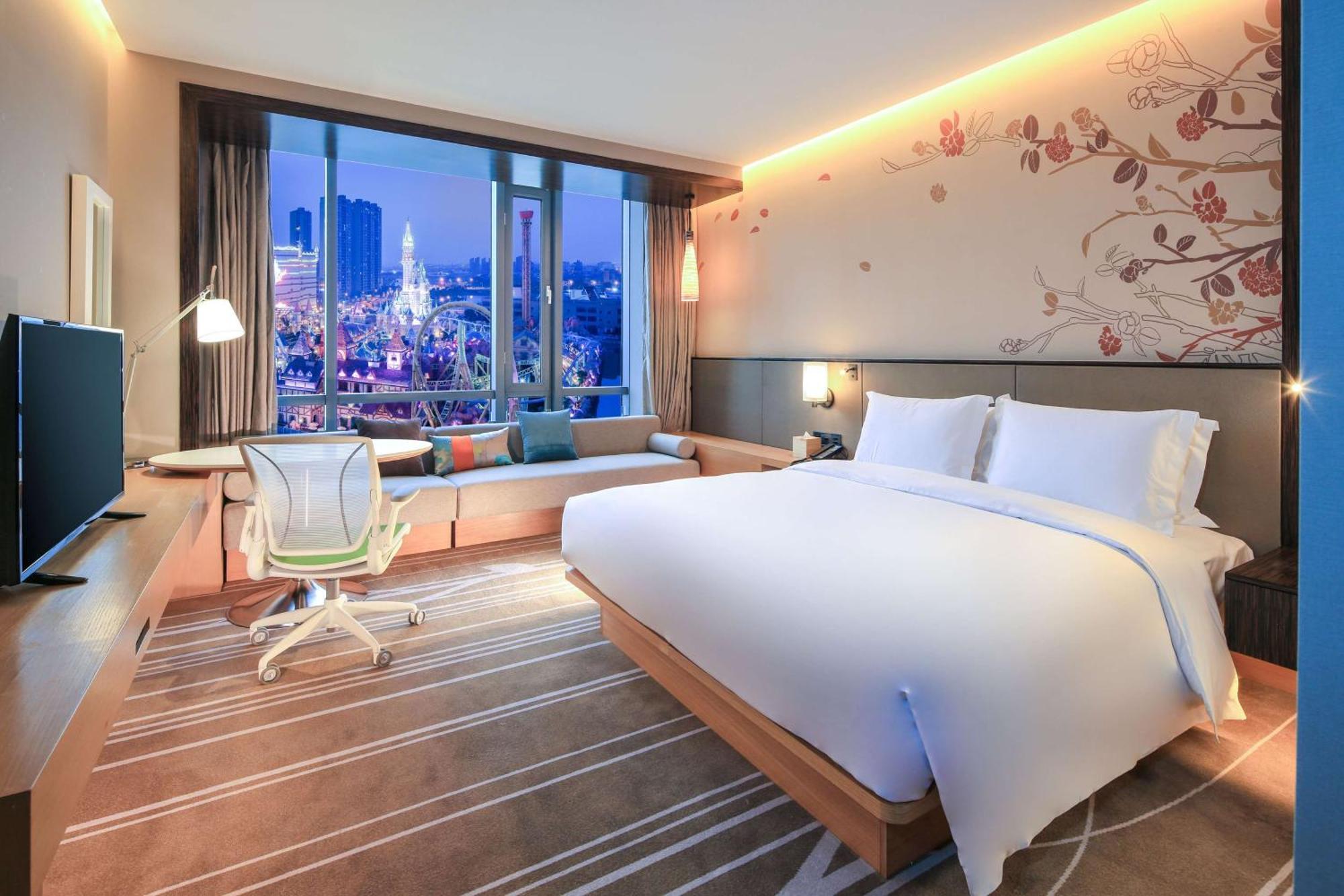 Hilton Garden Inn Ningbo Exteriör bild
