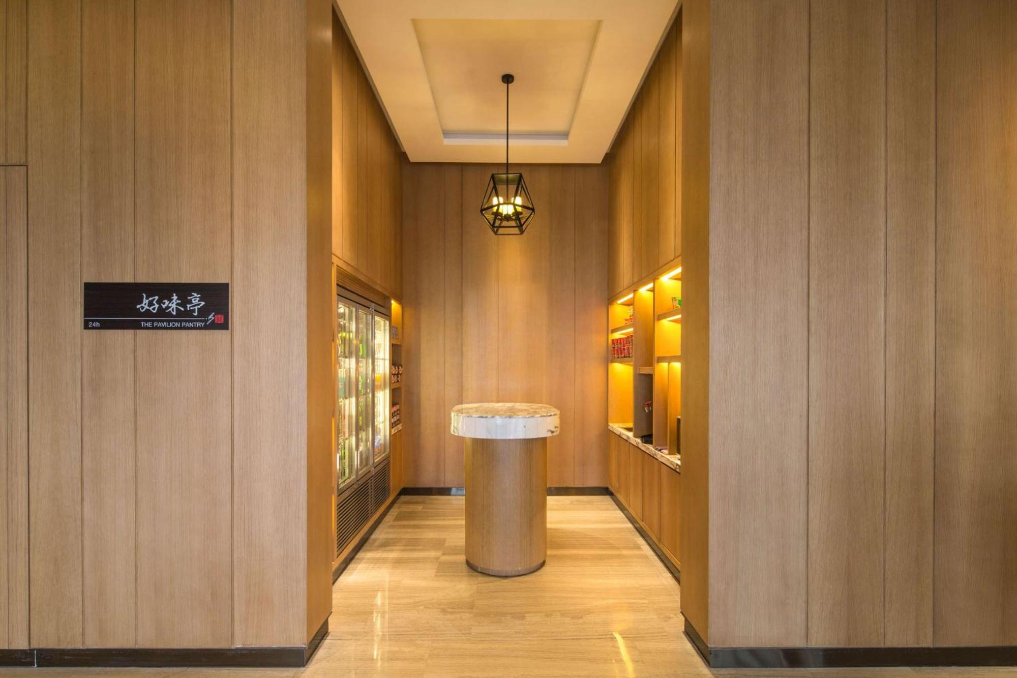 Hilton Garden Inn Ningbo Exteriör bild